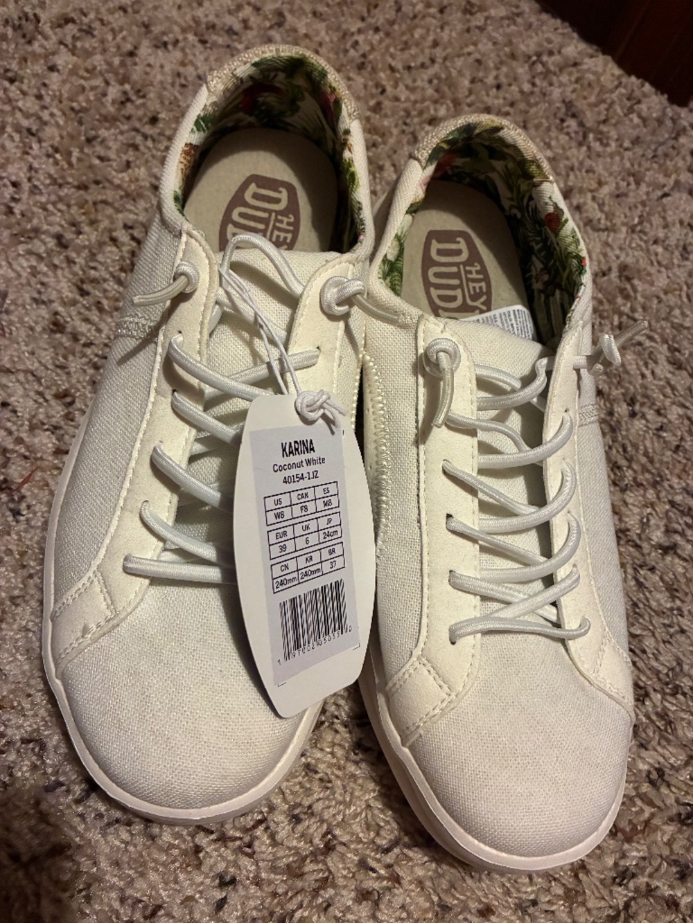 NWT! Hey Dude Karina Coconut White, size 8, excellent condition